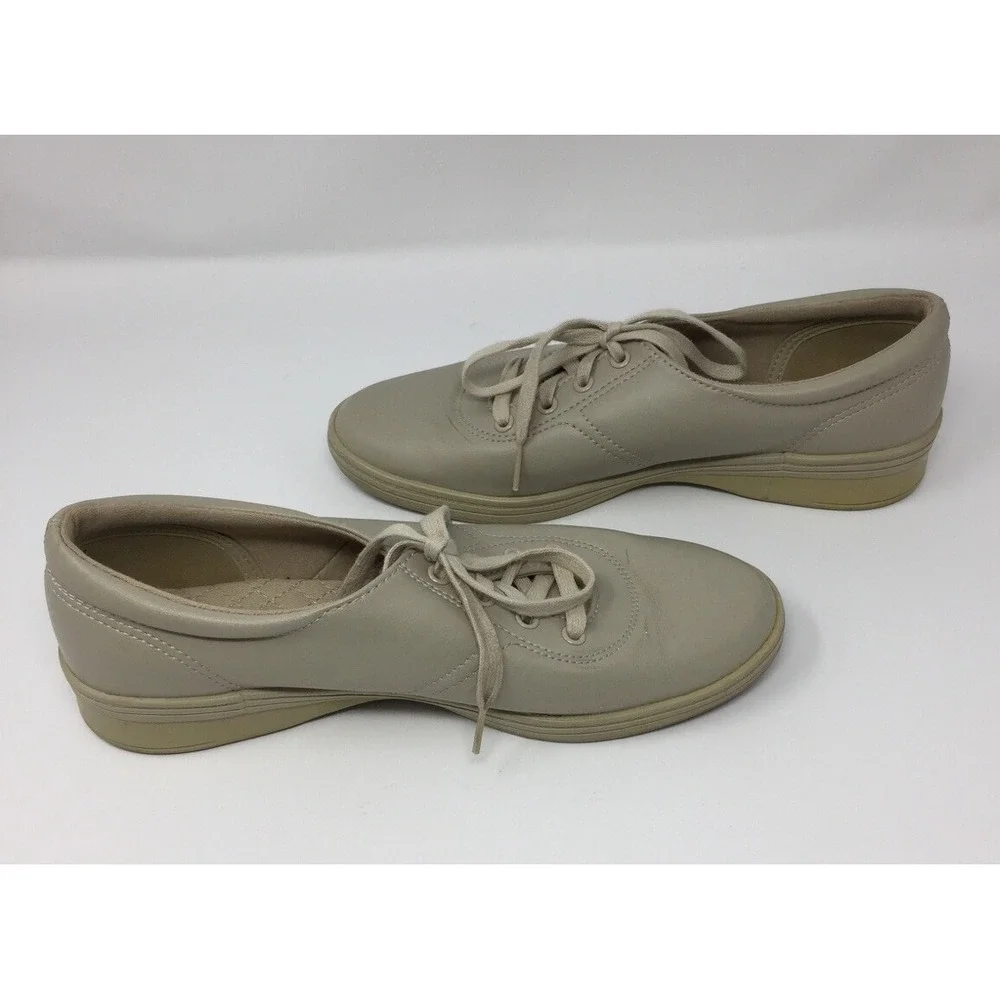Grasshoppers Women's Comfort Lace Shoe Beige Stretch Slip Resistant Stone 9M